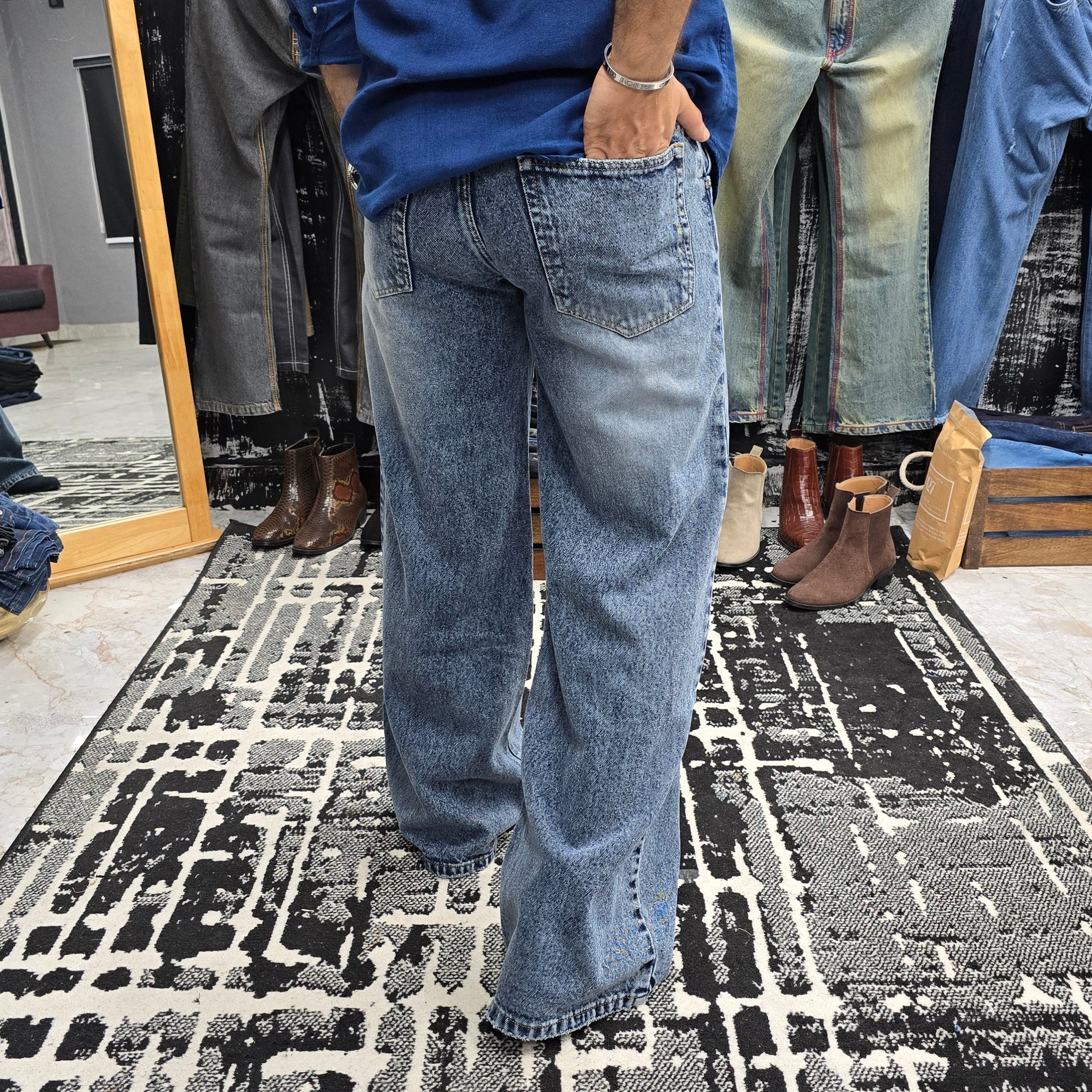 Frost Fade Wide Leg in Ice Blue Wash