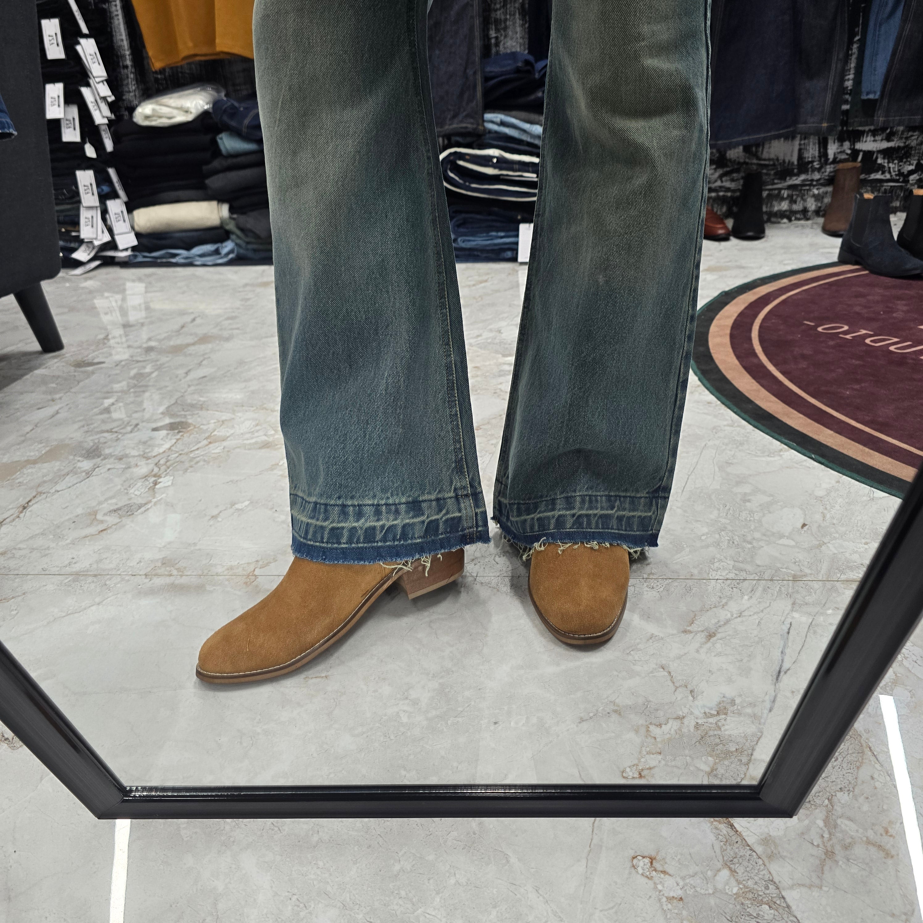 Camel brown Suede Leather Cuban