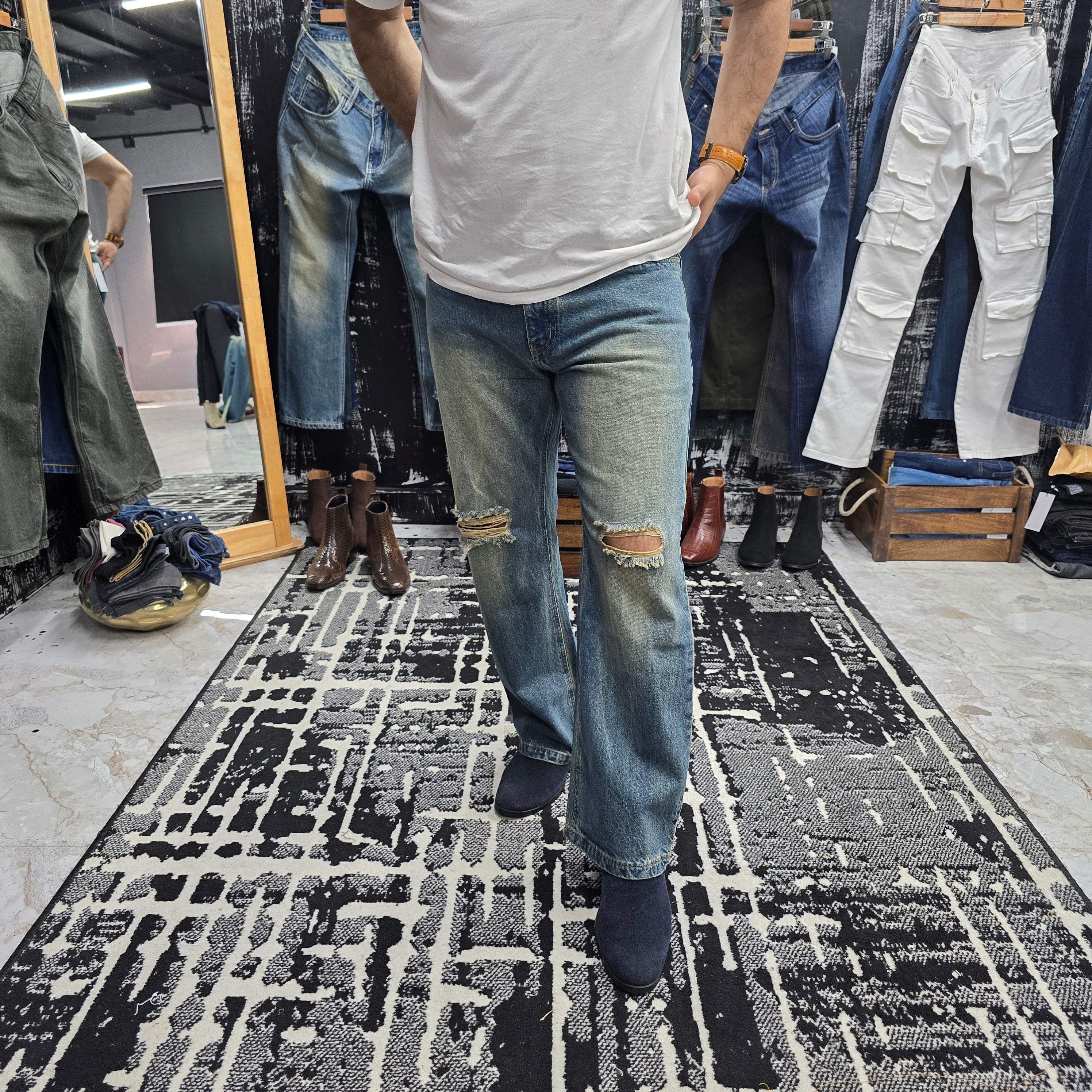 Heritage Distressed Straight Cut Jeans