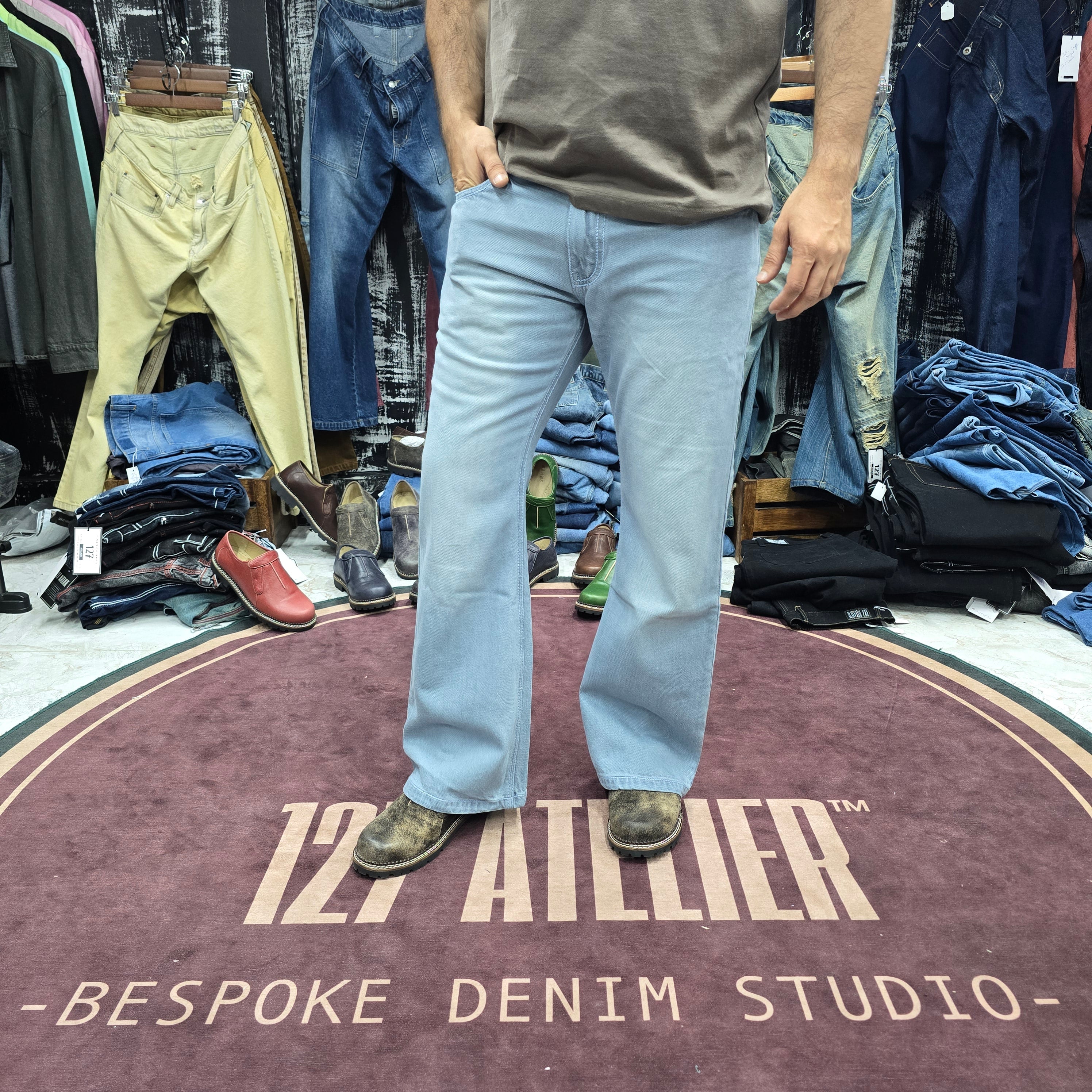 Bellbottom Flap Pocket Jeans In Ice Blue Shade