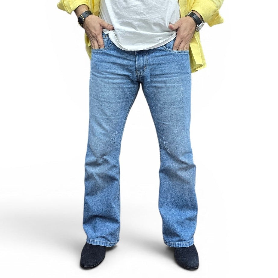 Classic Light Wash Bootcut Jeans with Vintage Scrubbing