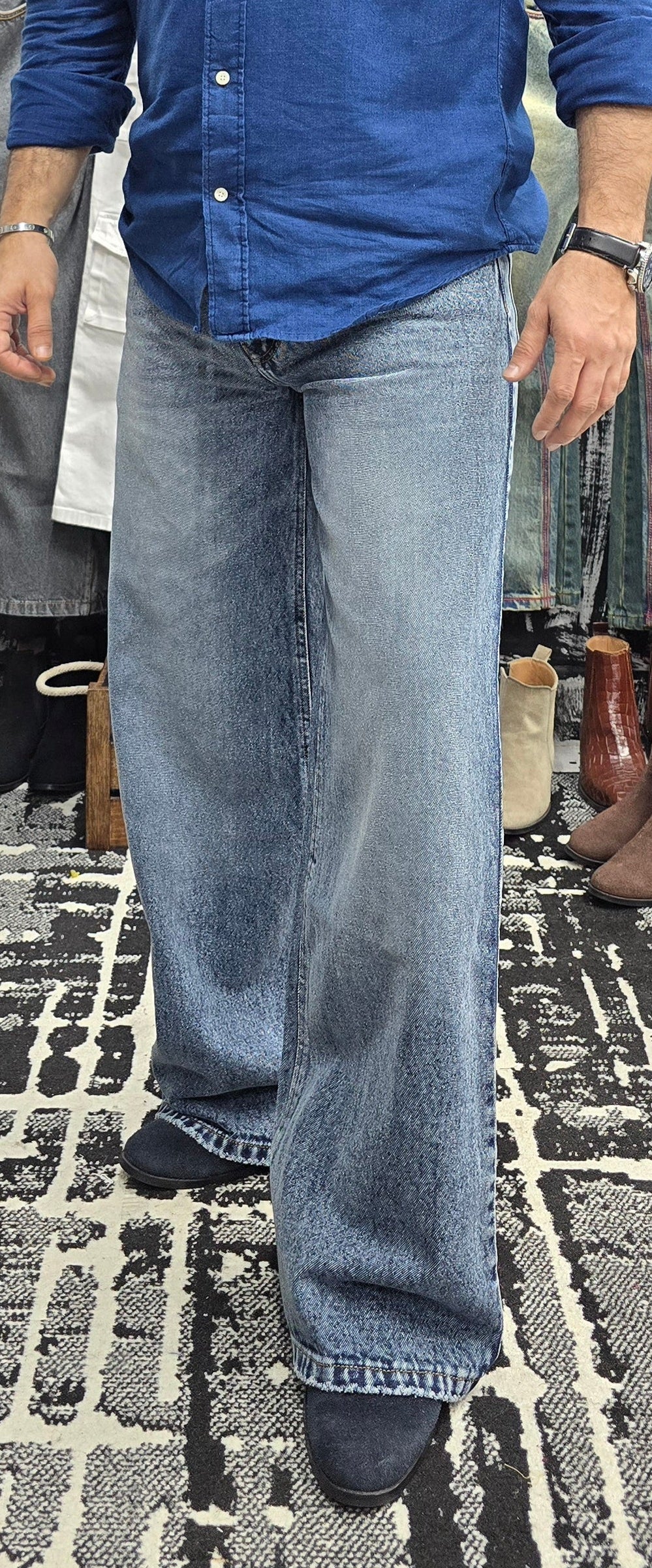 Frost Fade Wide Leg in Ice Blue Wash