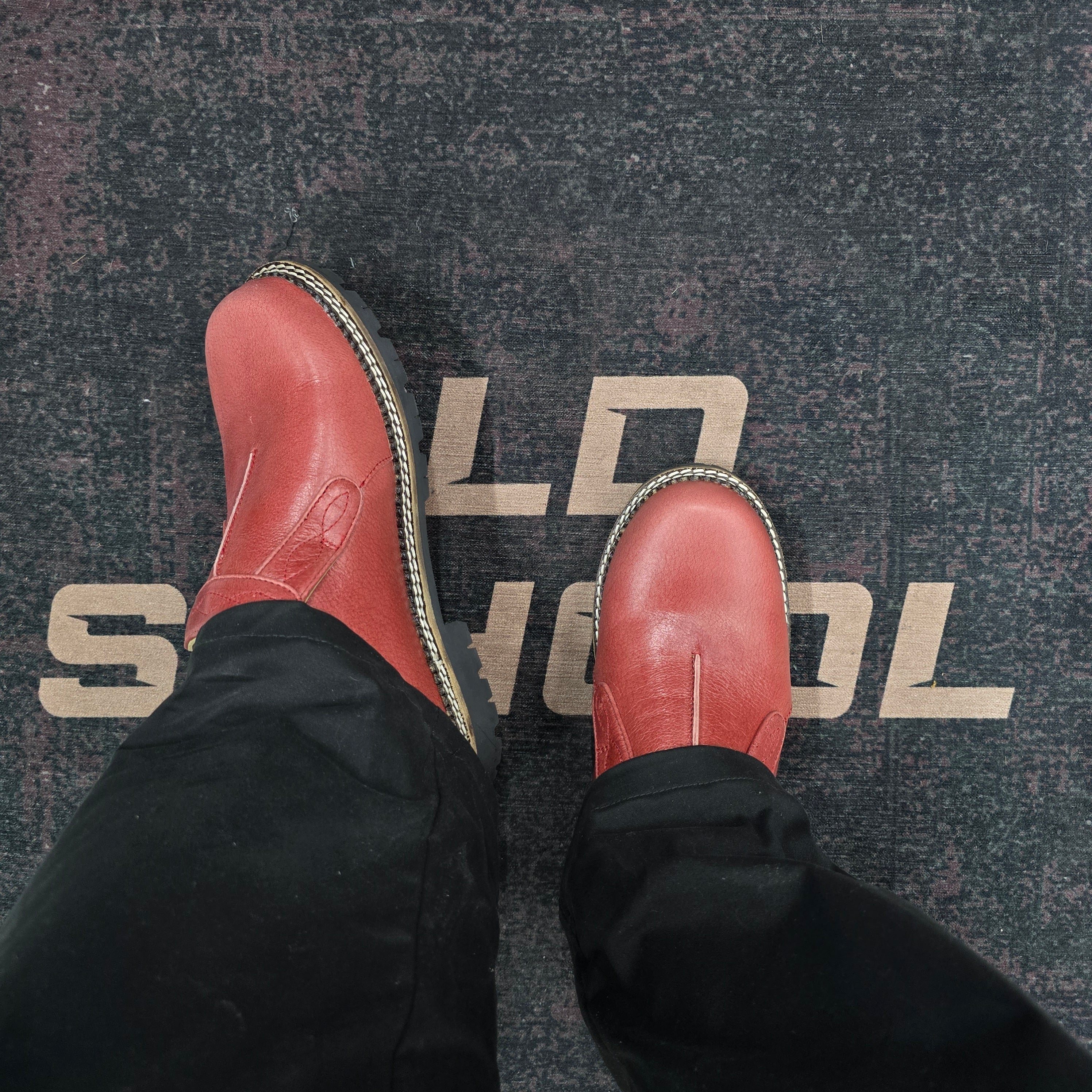 Noir Heritage Slip on in Red