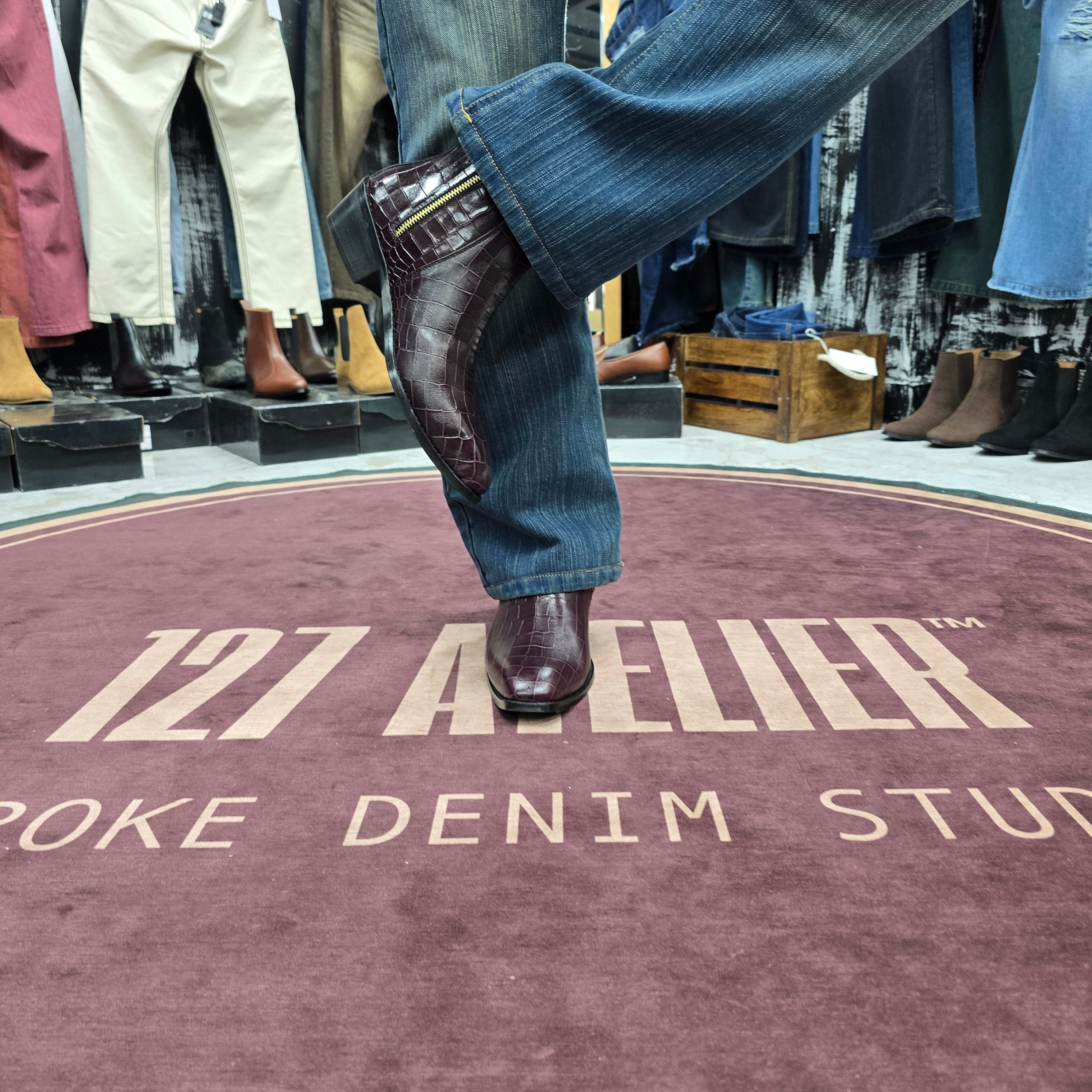 Cuban Boots In Croc Pattern Burgundy