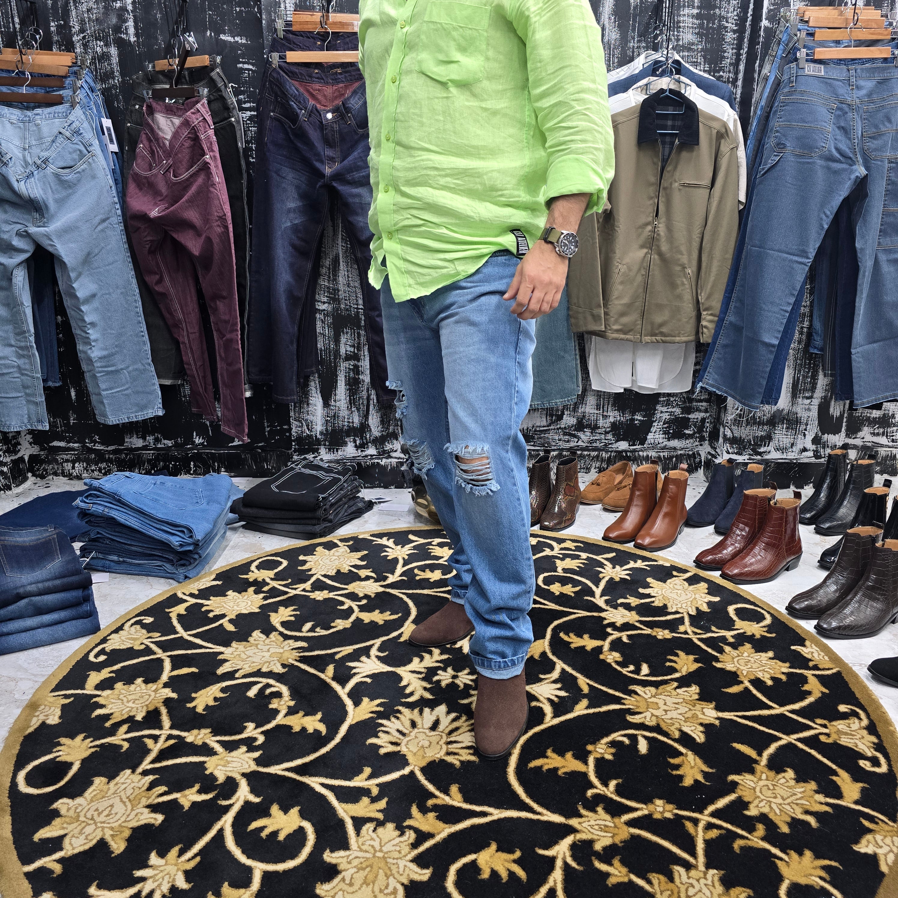 Skyline Ripped Straight Fit Jeans