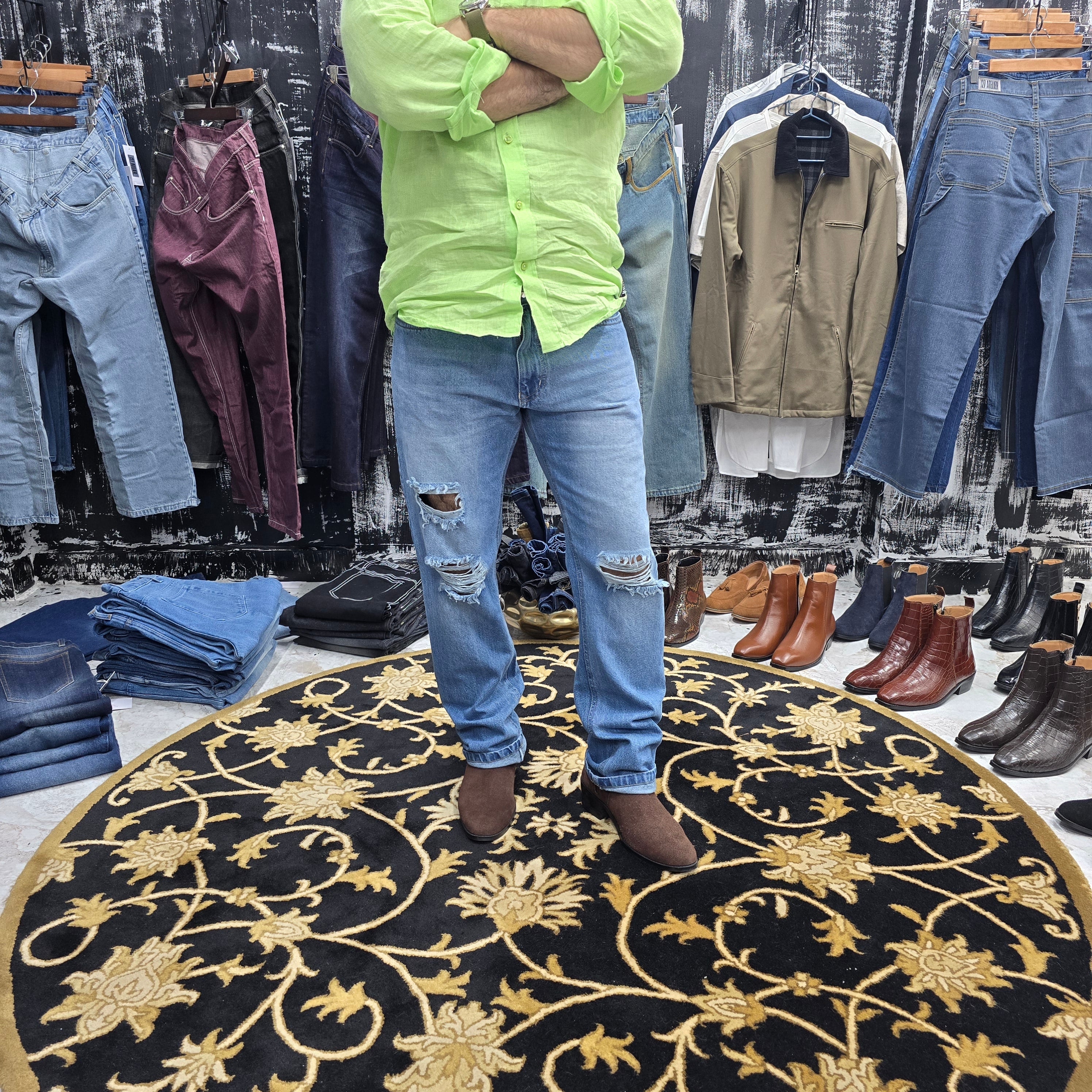 Skyline Ripped Straight Fit Jeans